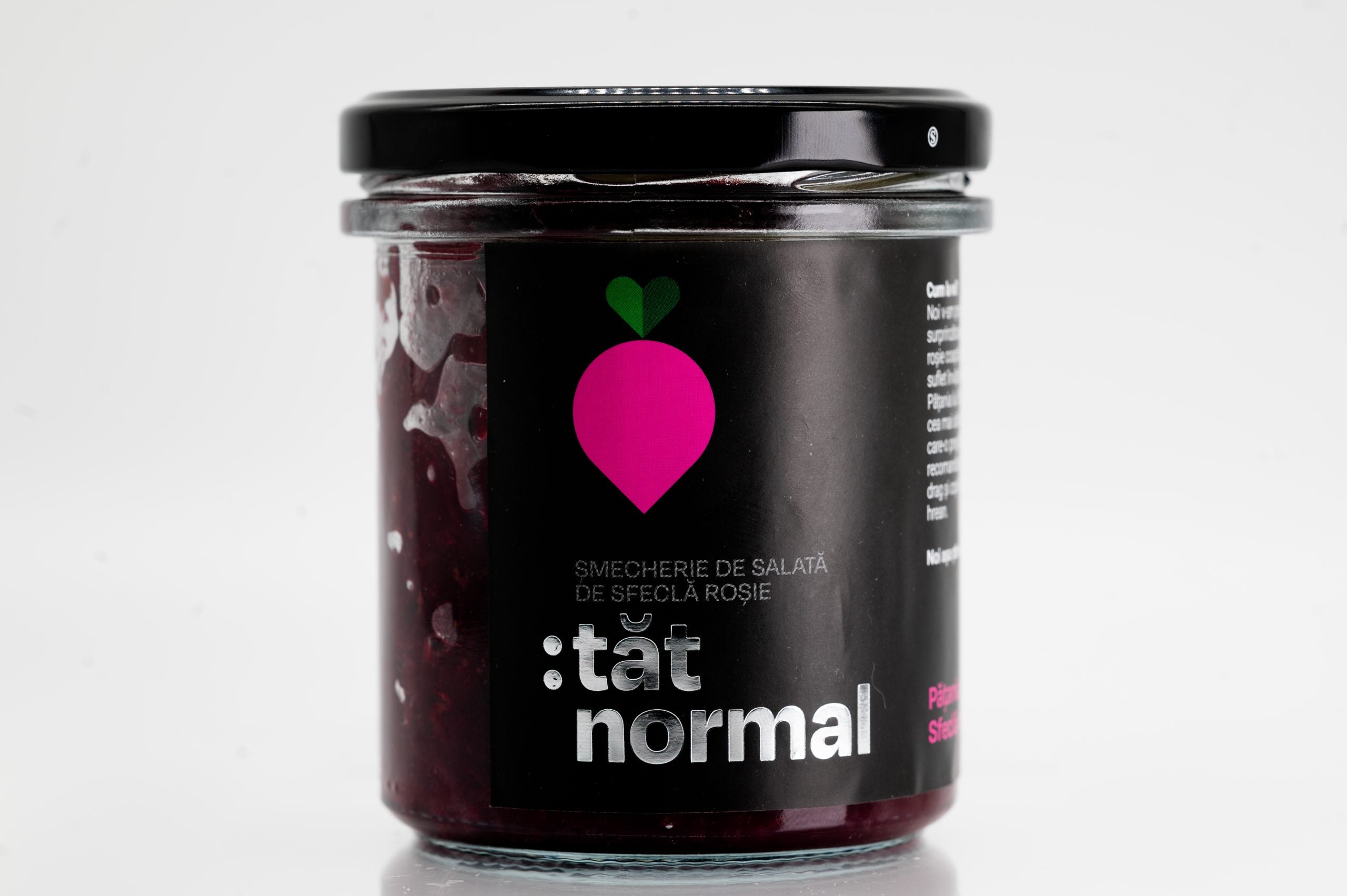 Șmecherie de Salată de Sfeclă Roșie Coaptă cu Usturoi, Miez de Nucă și Condimente, Sănătoasă și Delicioasă 250g